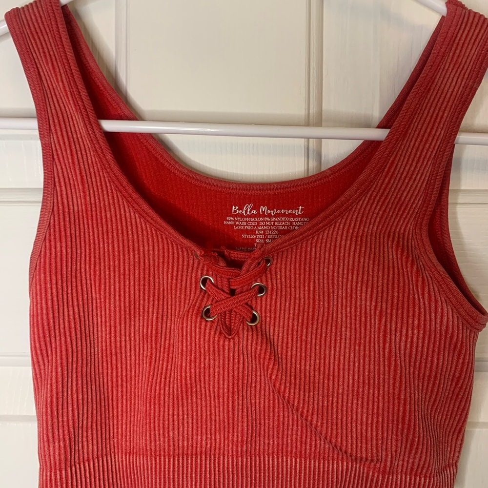 Bella Movement Red Seamless Crop Top Women’s Small Athleisure
